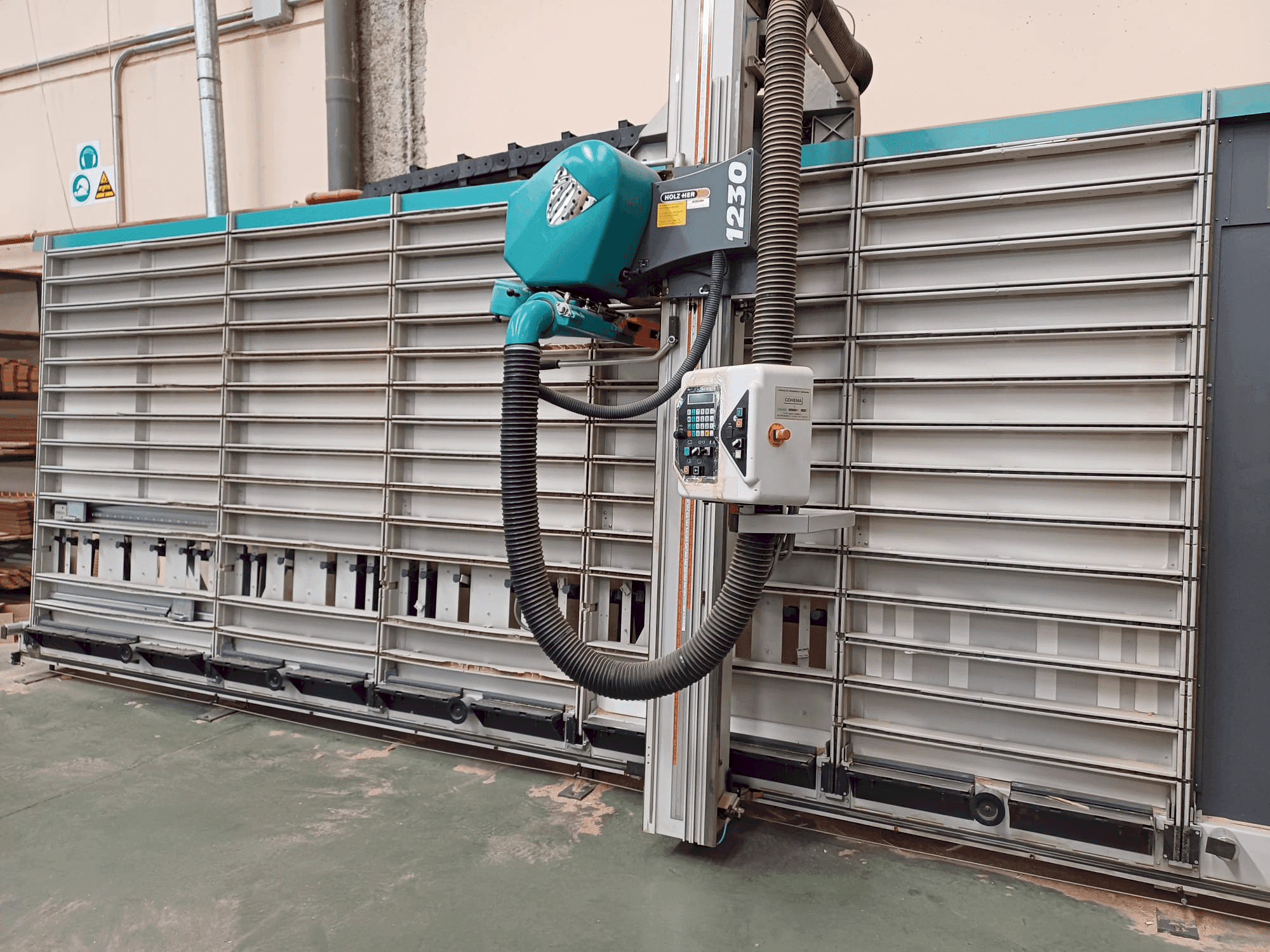 Вид станка HOLZHER PK 1230  спереди