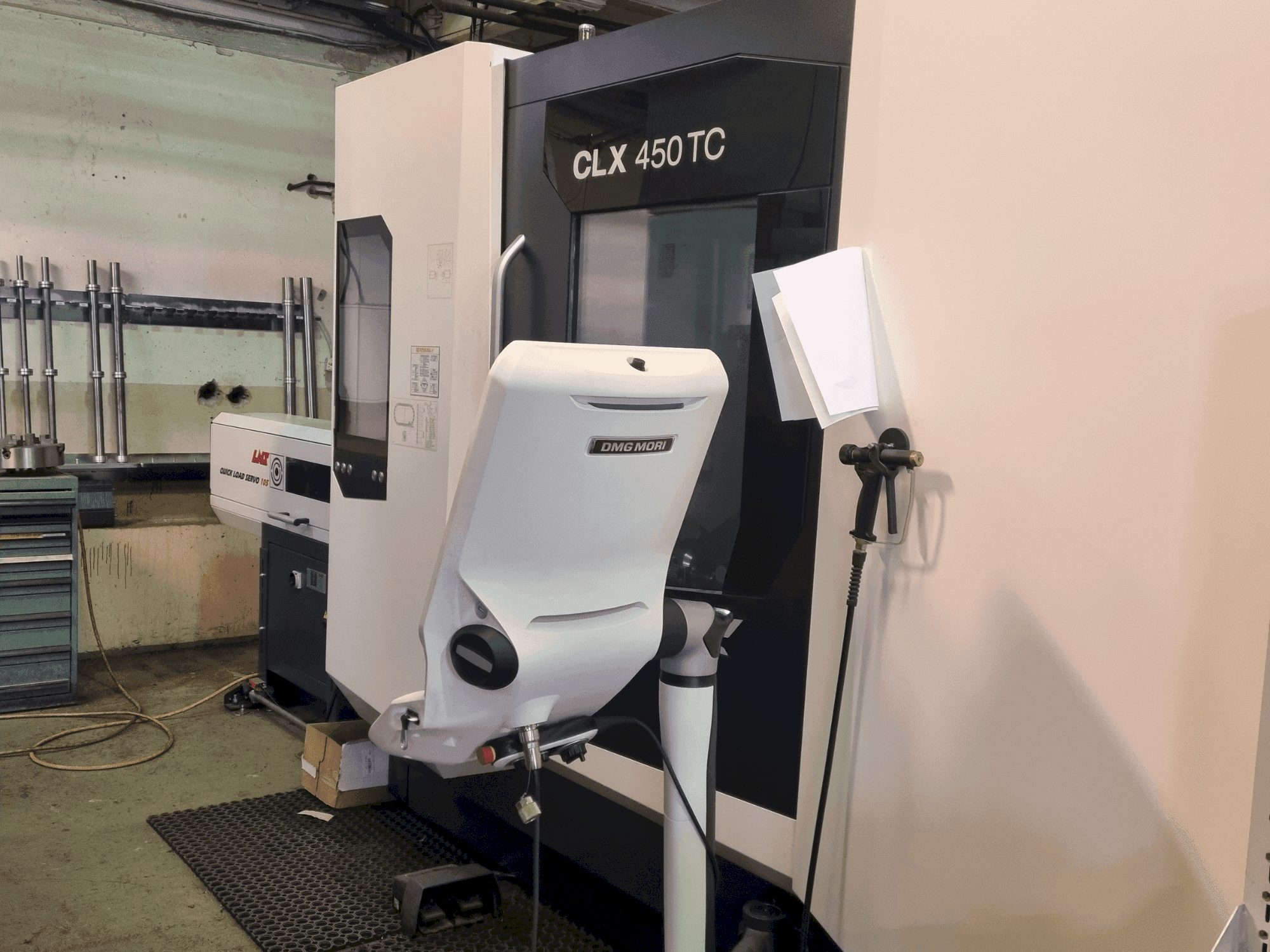 Вид станка DMG MORI CLX 450 TC  спереди