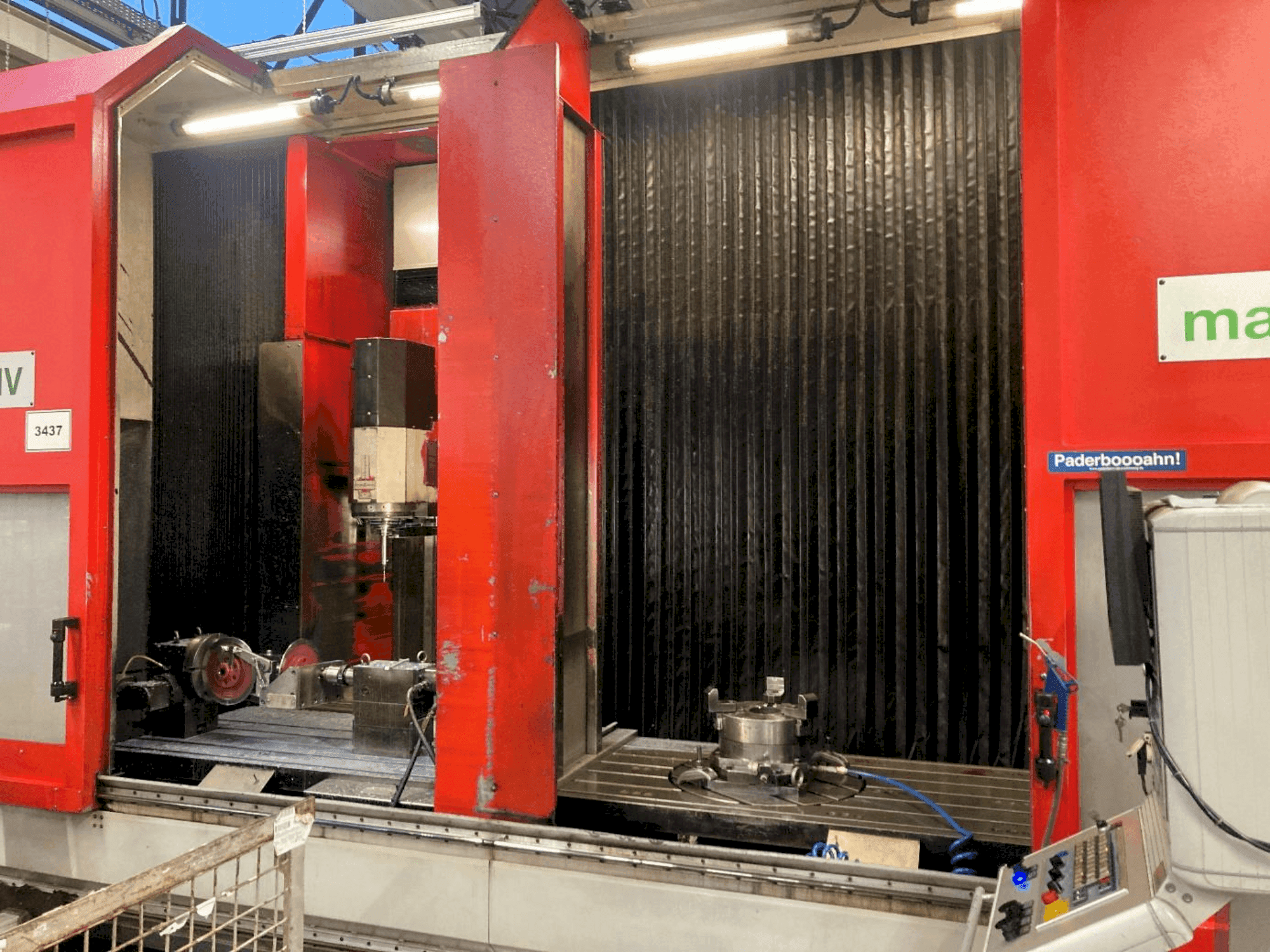 Вид станка Matec 30 HV  спереди