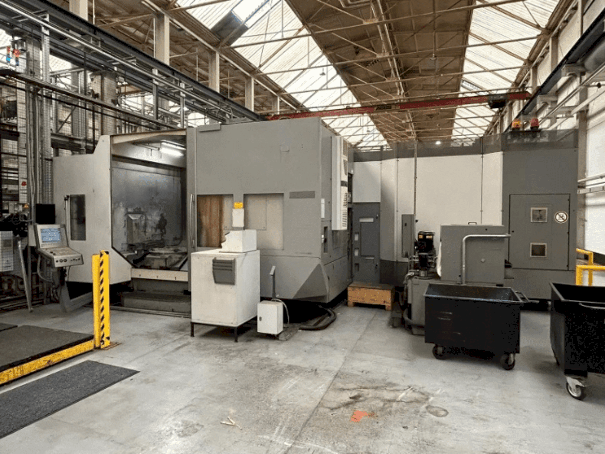 Вид станка DMG DMC 100 H  спереди