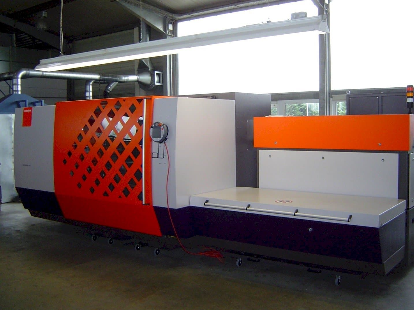 Вид станка Bystronic ByVention 3015  спереди