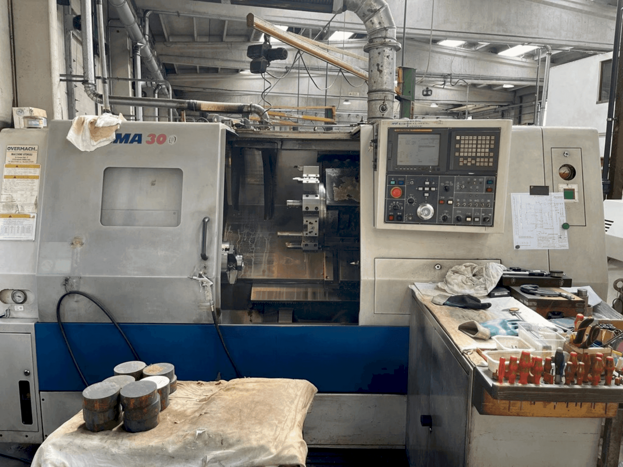 Вид станка DAEWOO PUMA 300B  спереди