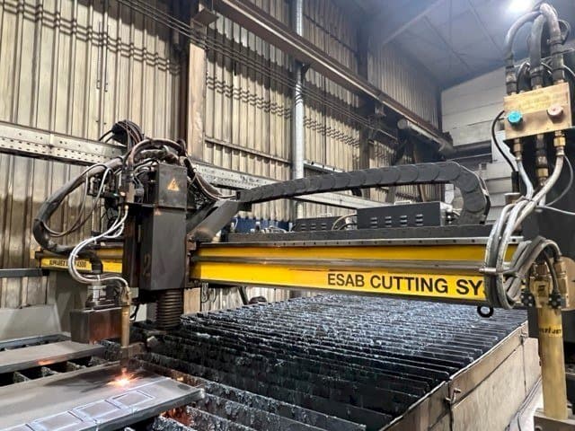 Вид станка ESAB SXE-P14500 SUPRAREX  спереди