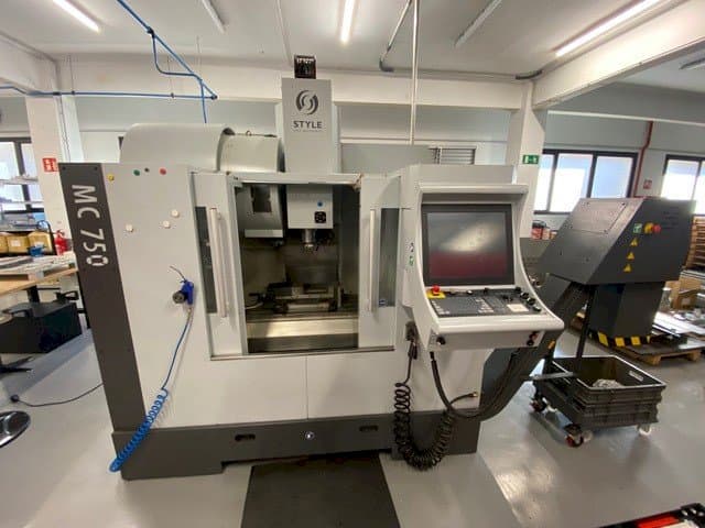 Вид станка STYLE MC 750  спереди