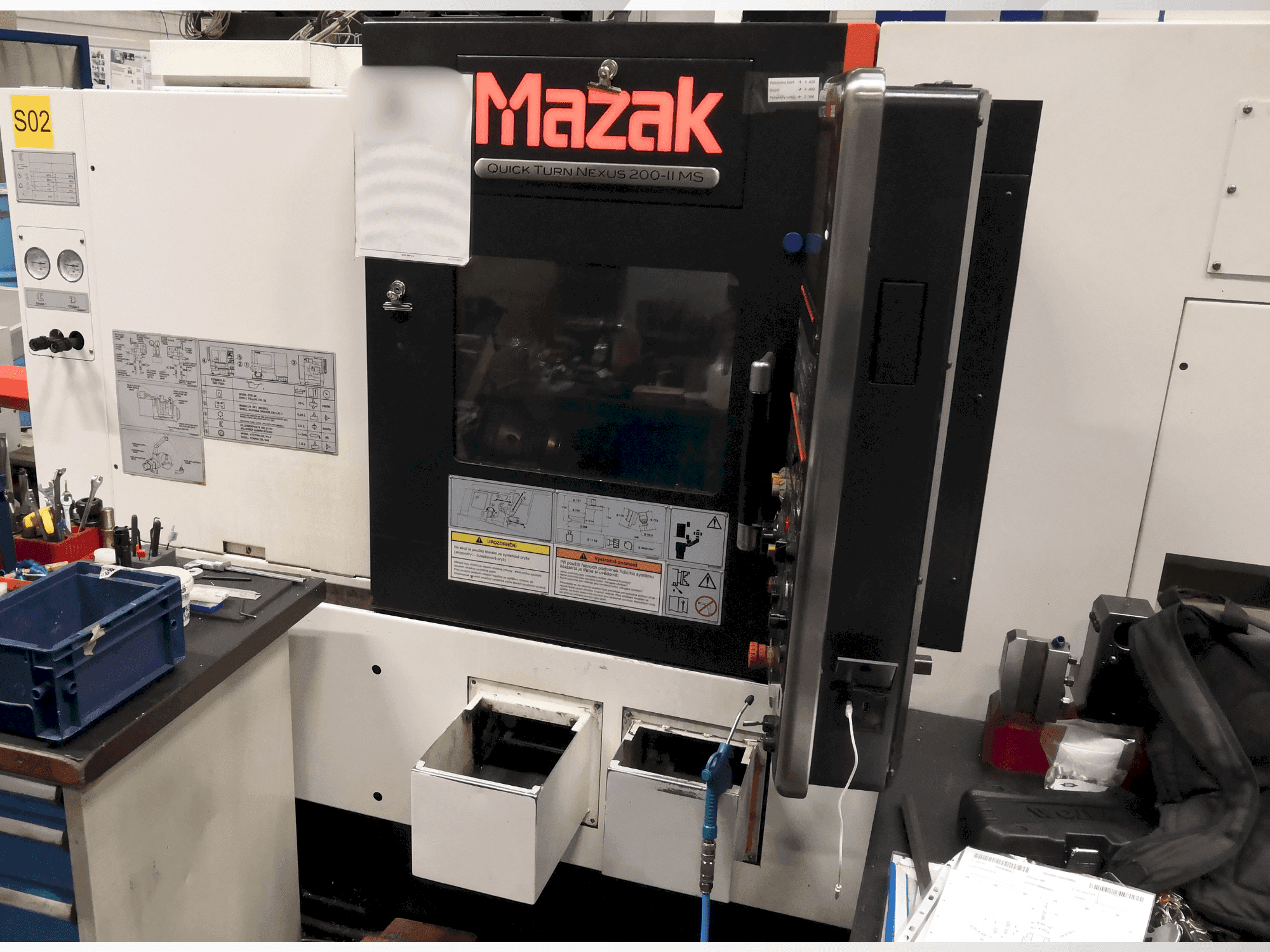 Вид станка Mazak Quickturn Nexus 200-II MS  спереди