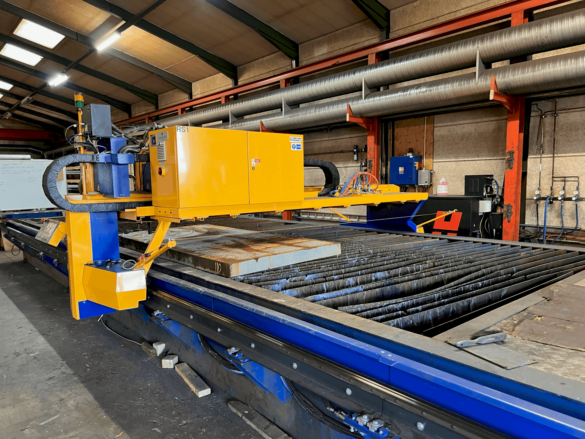 Вид станка MicroStep MasterCut X 9001.30PG  спереди