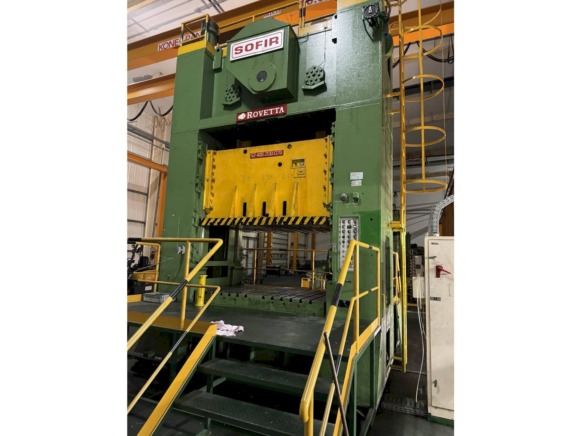 Вид станка ROVETTA 400t  спереди