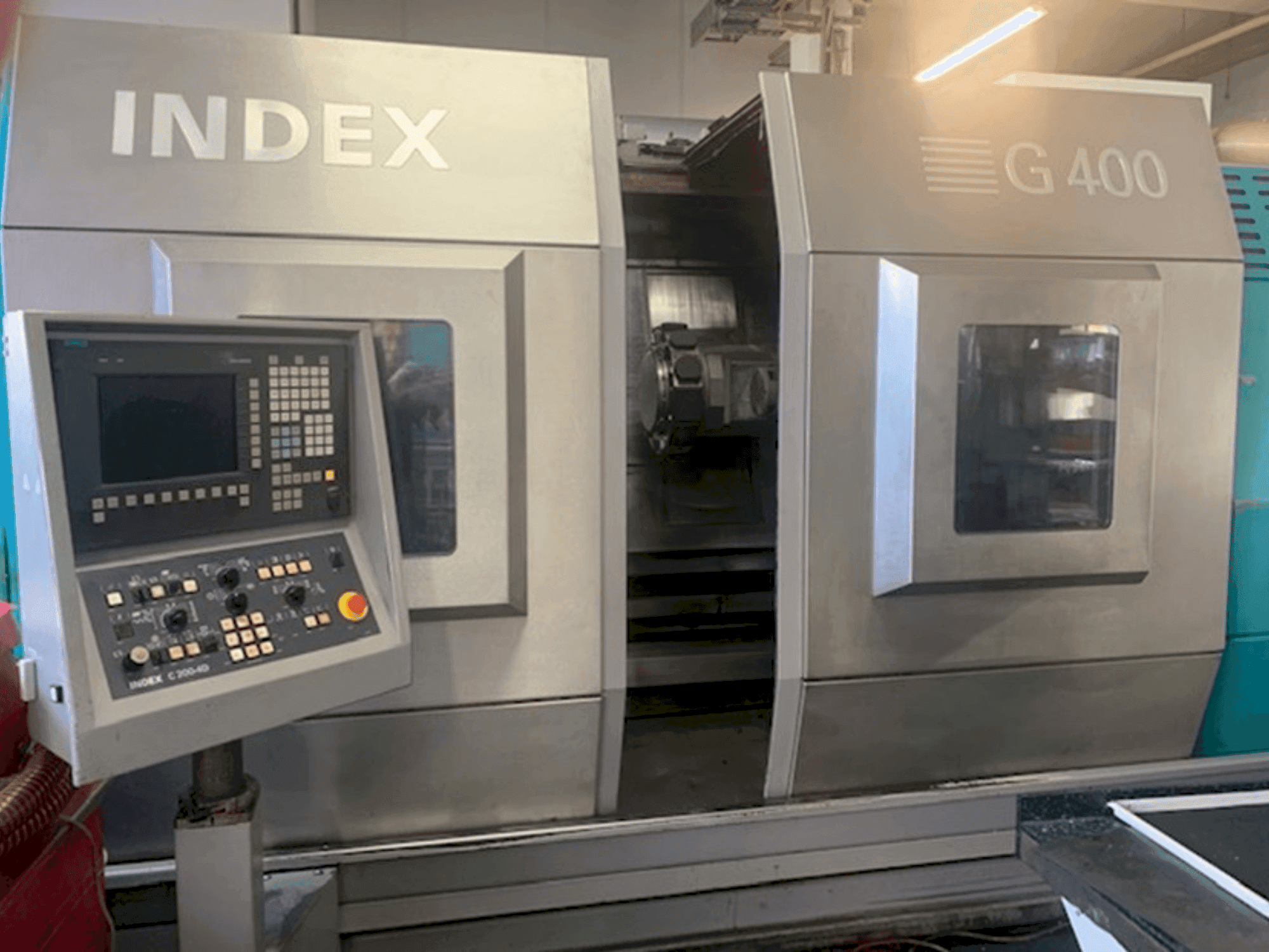 Вид станка Index G400  спереди
