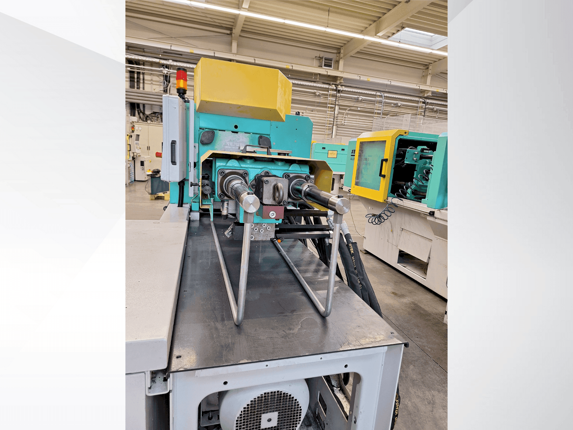 Вид станка Arburg 370 S 600 - 170  спереди