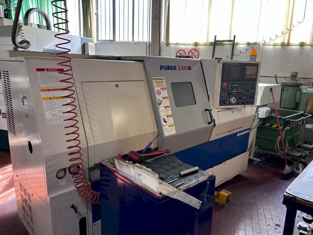 Вид станка DAEWOO Puma 240M  спереди