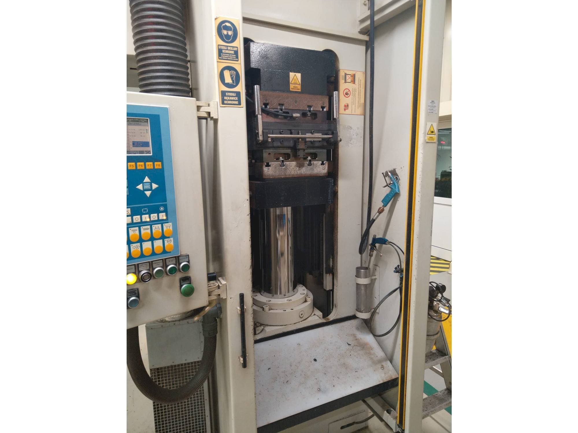 Вид  станка с LWB STEINL VRE 1100/1000  правой стороны