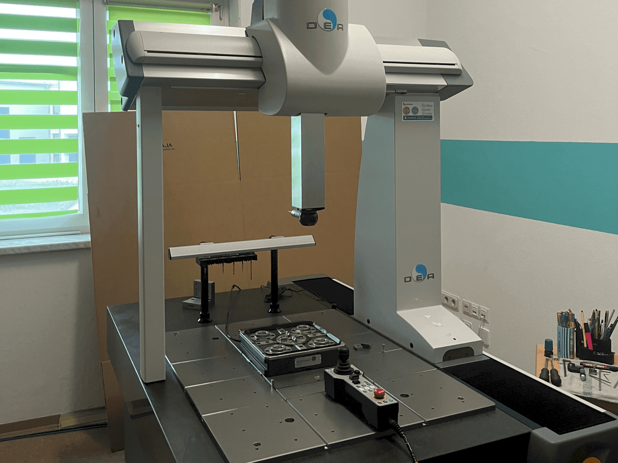 Вид станка Hexagon Global 07.10.07  спереди