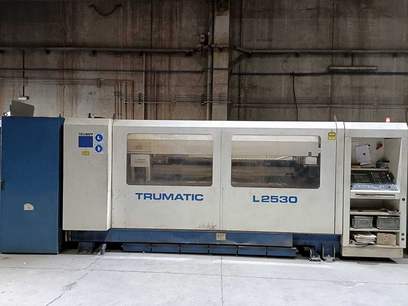 Вид станка Trumpf Trumatic L2530  спереди