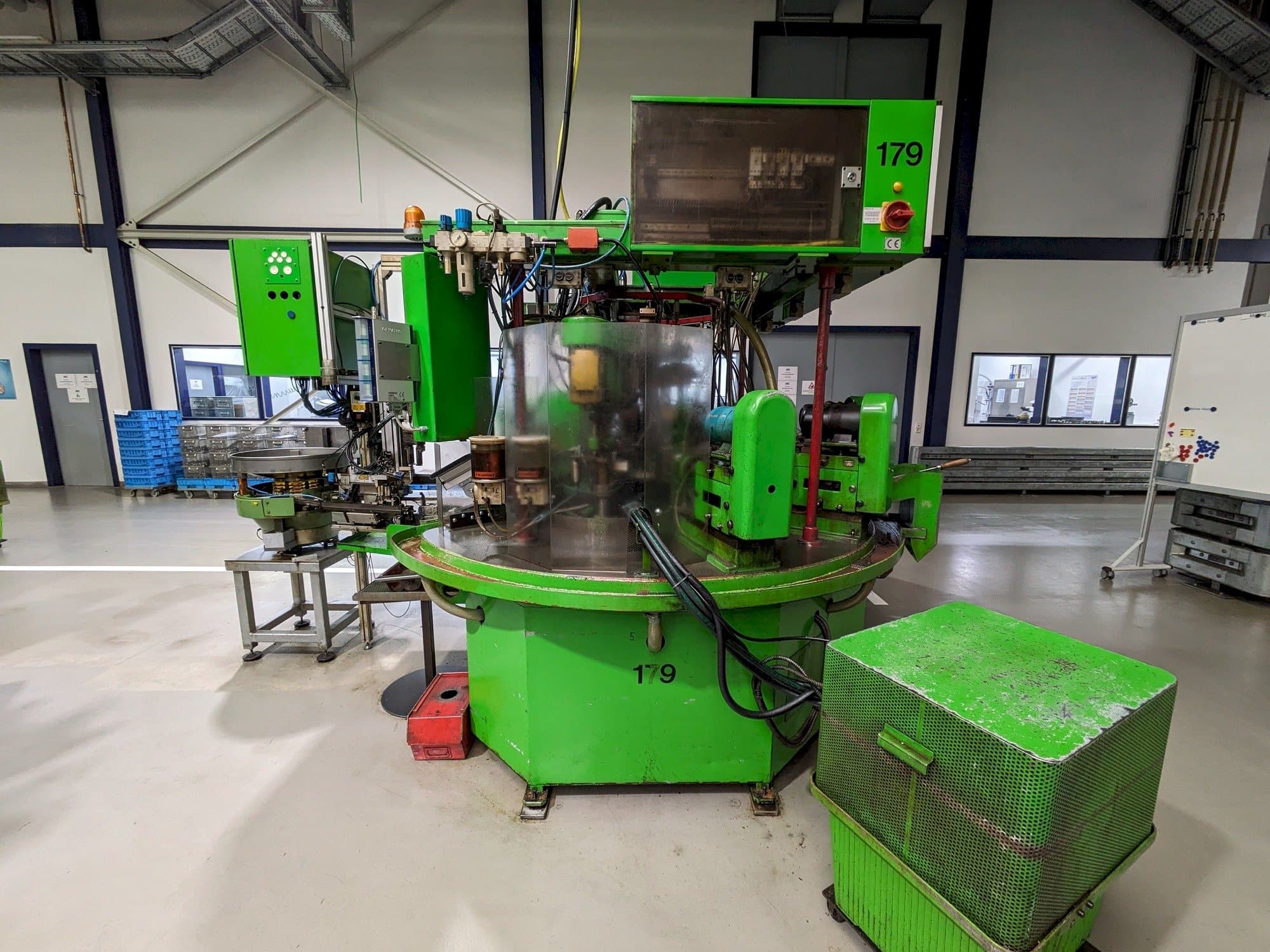 Вид станка SIHN Ring piece  спереди