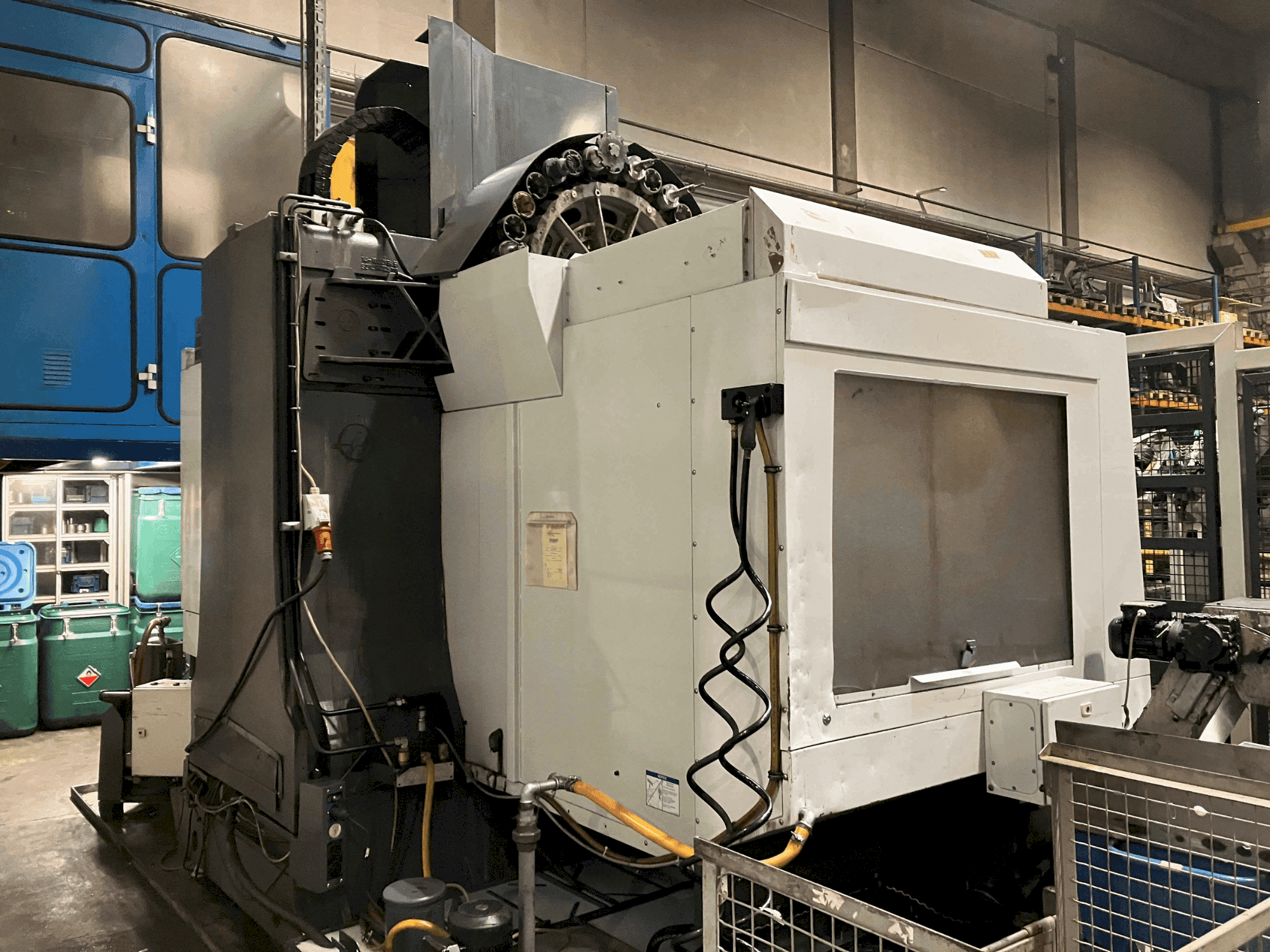 Вид станка HAAS VF 7/50  спереди