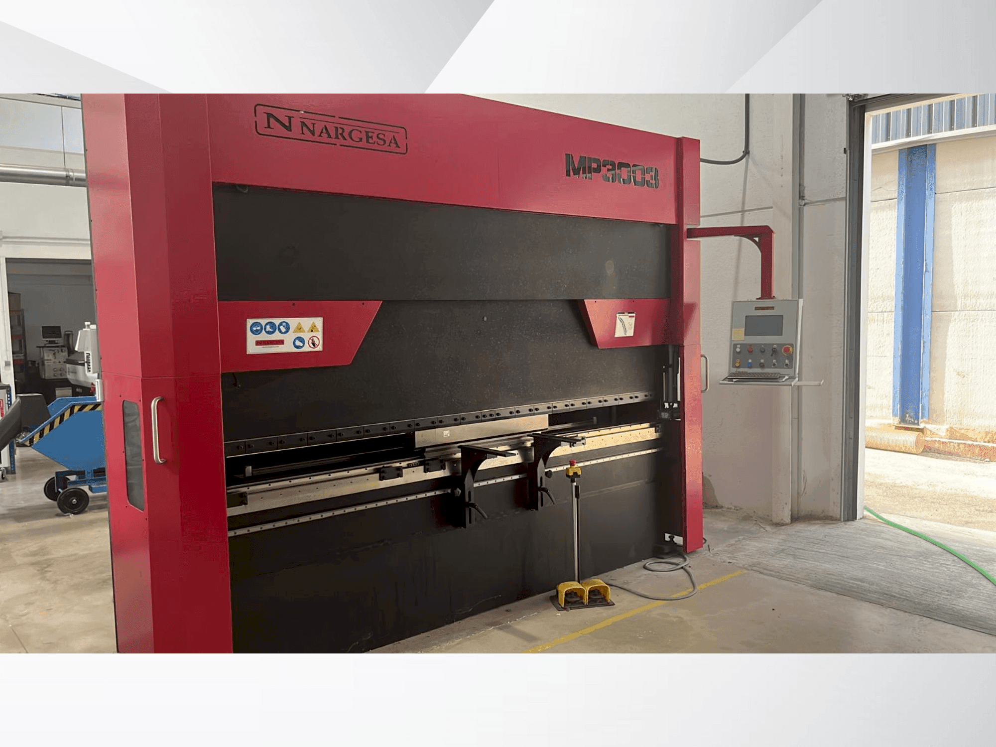 Вид станка NARGESA 3003  спереди