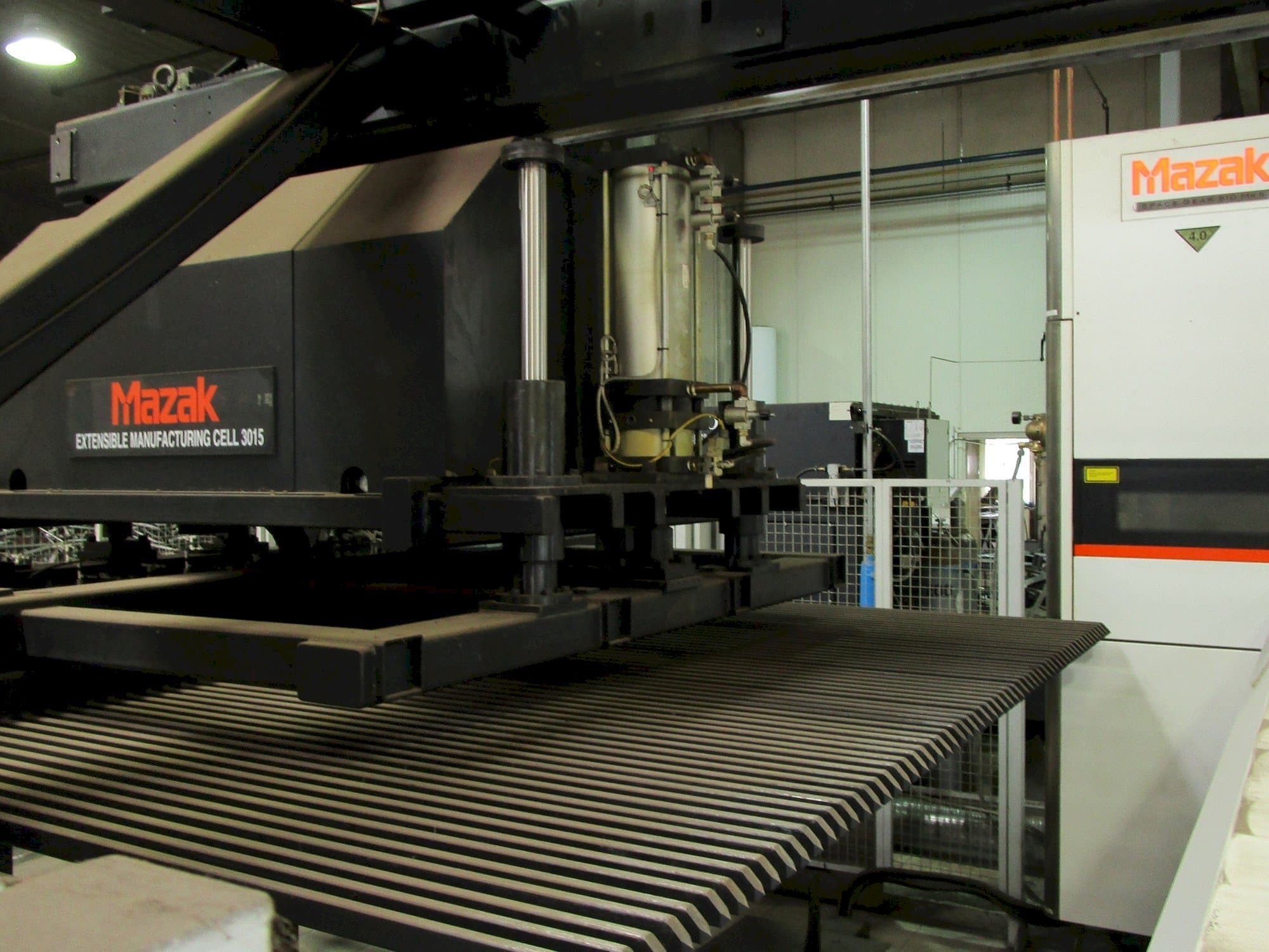 Вид станка Mazak Space Gear 510 MKII 4kW  спереди