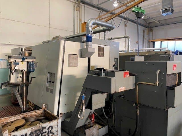 Вид станка Gildemeister GMX200  спереди