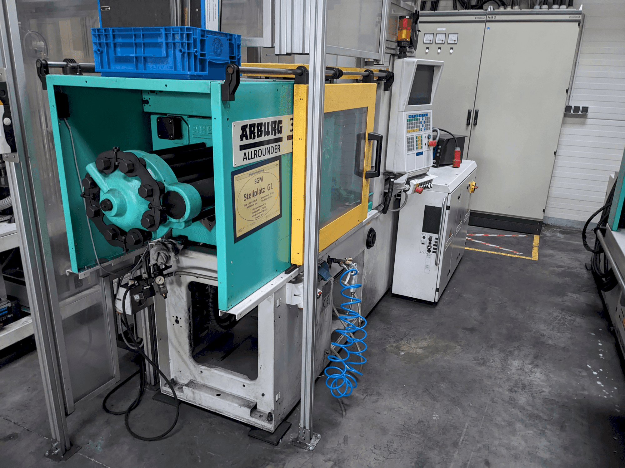 Вид станка Arburg 320 C 500-100  спереди