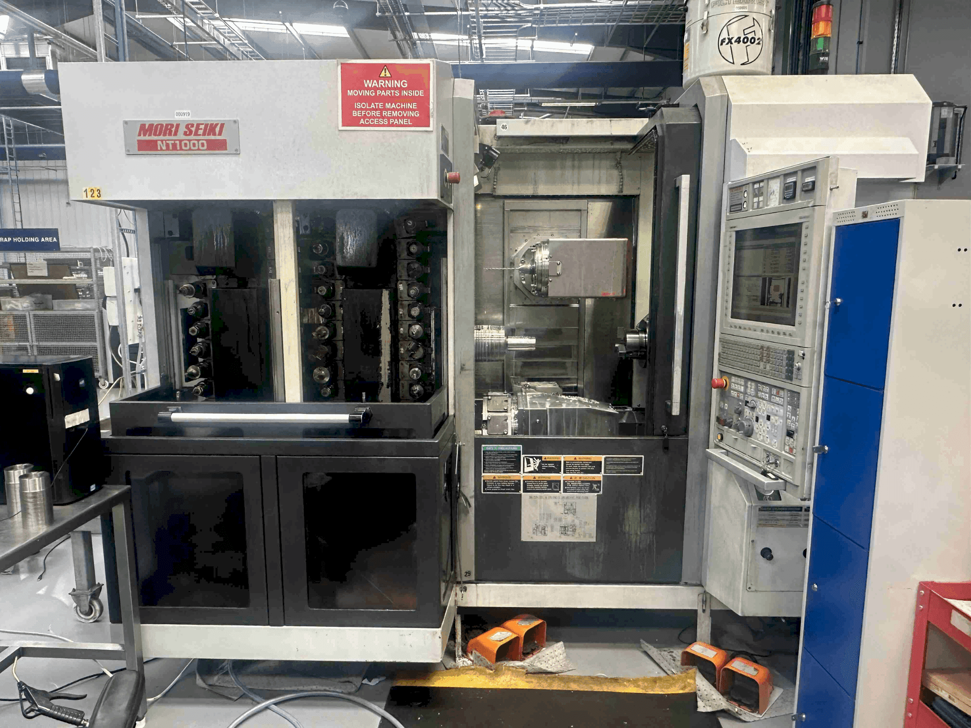 Вид станка MORI SEIKI NT1000SZM  спереди