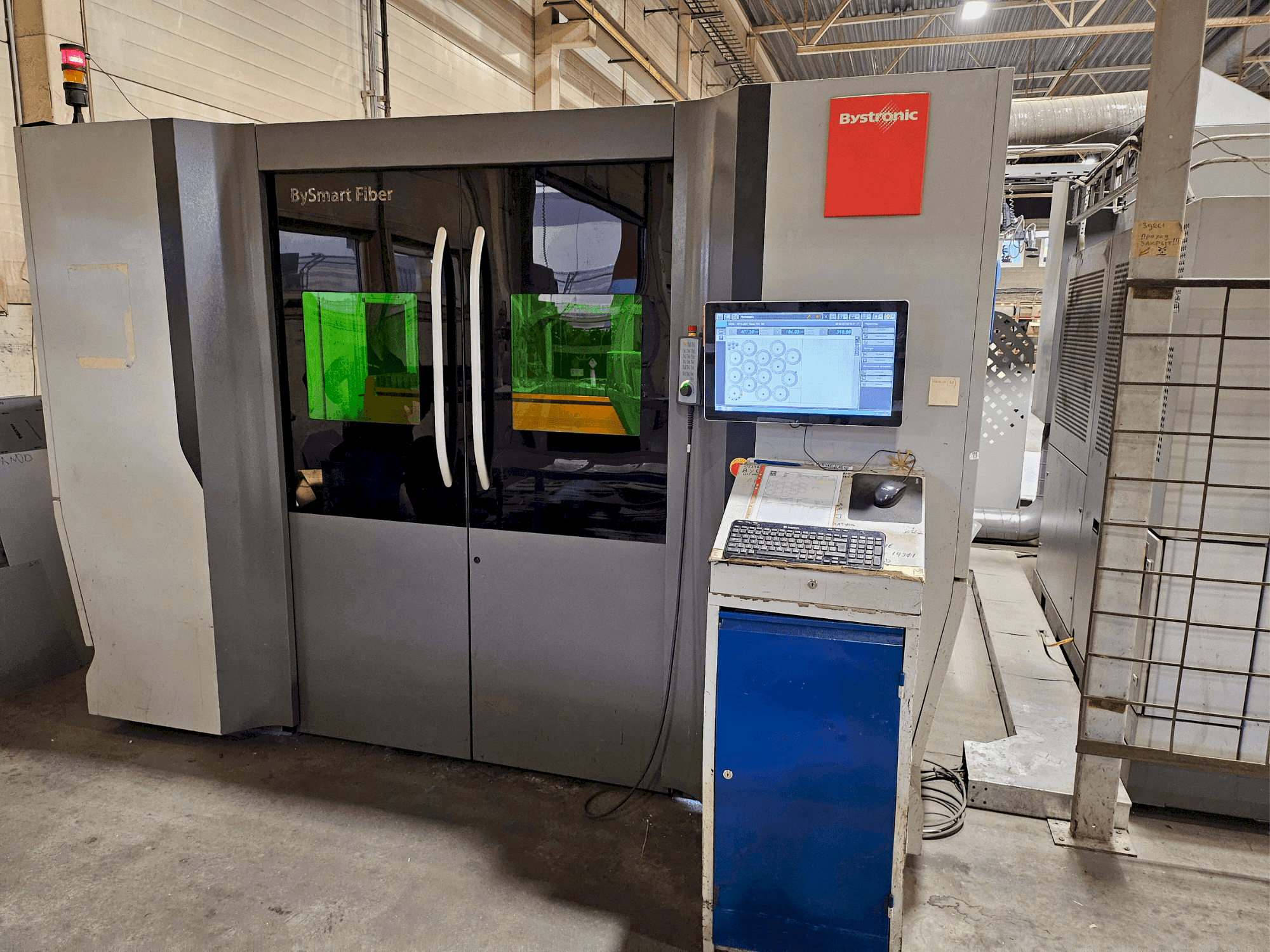 Вид станка Bystronic BySmart Fiber 3015 6KW  спереди