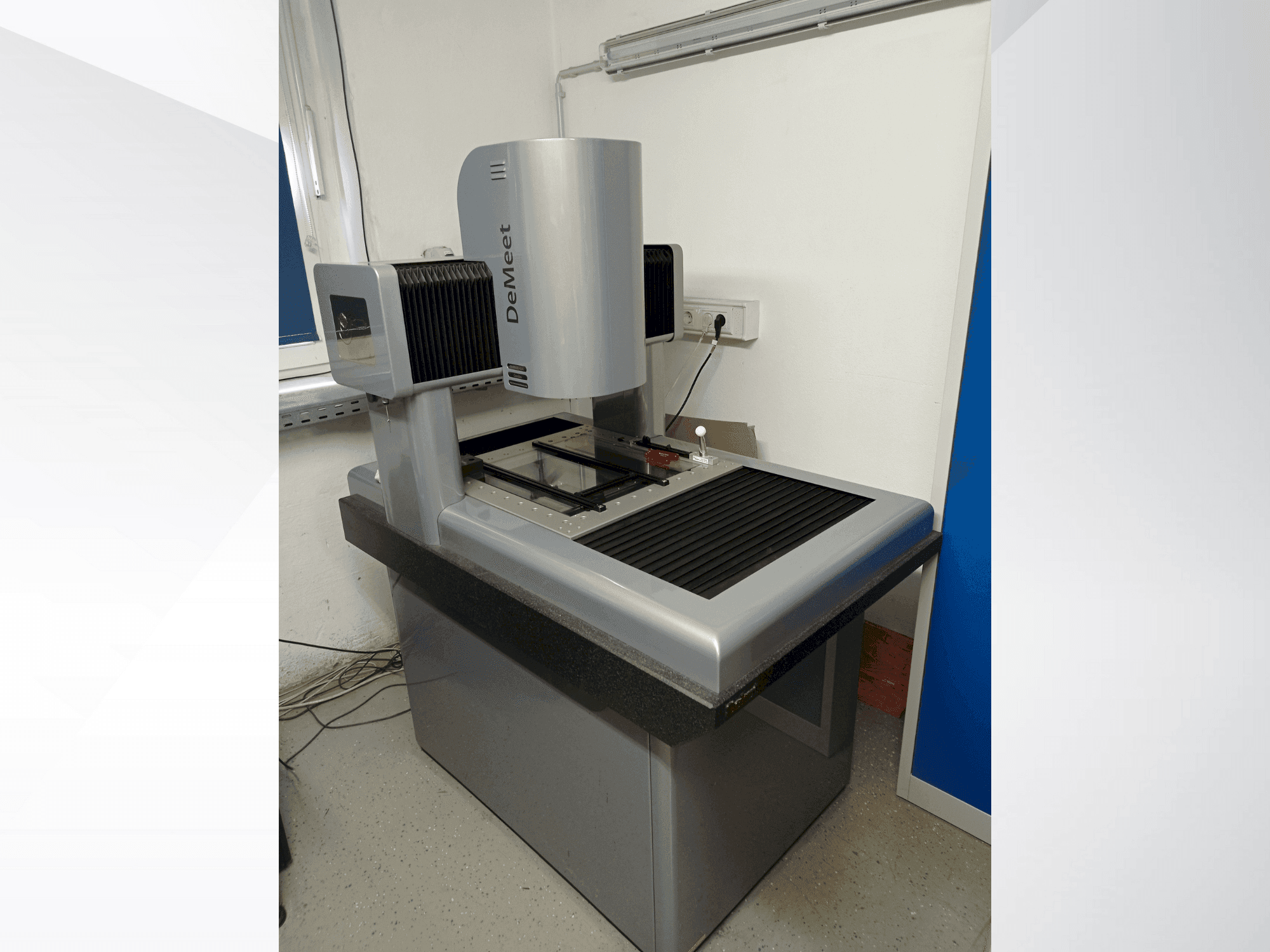 Вид станка SCHUT DeMeet 404  спереди