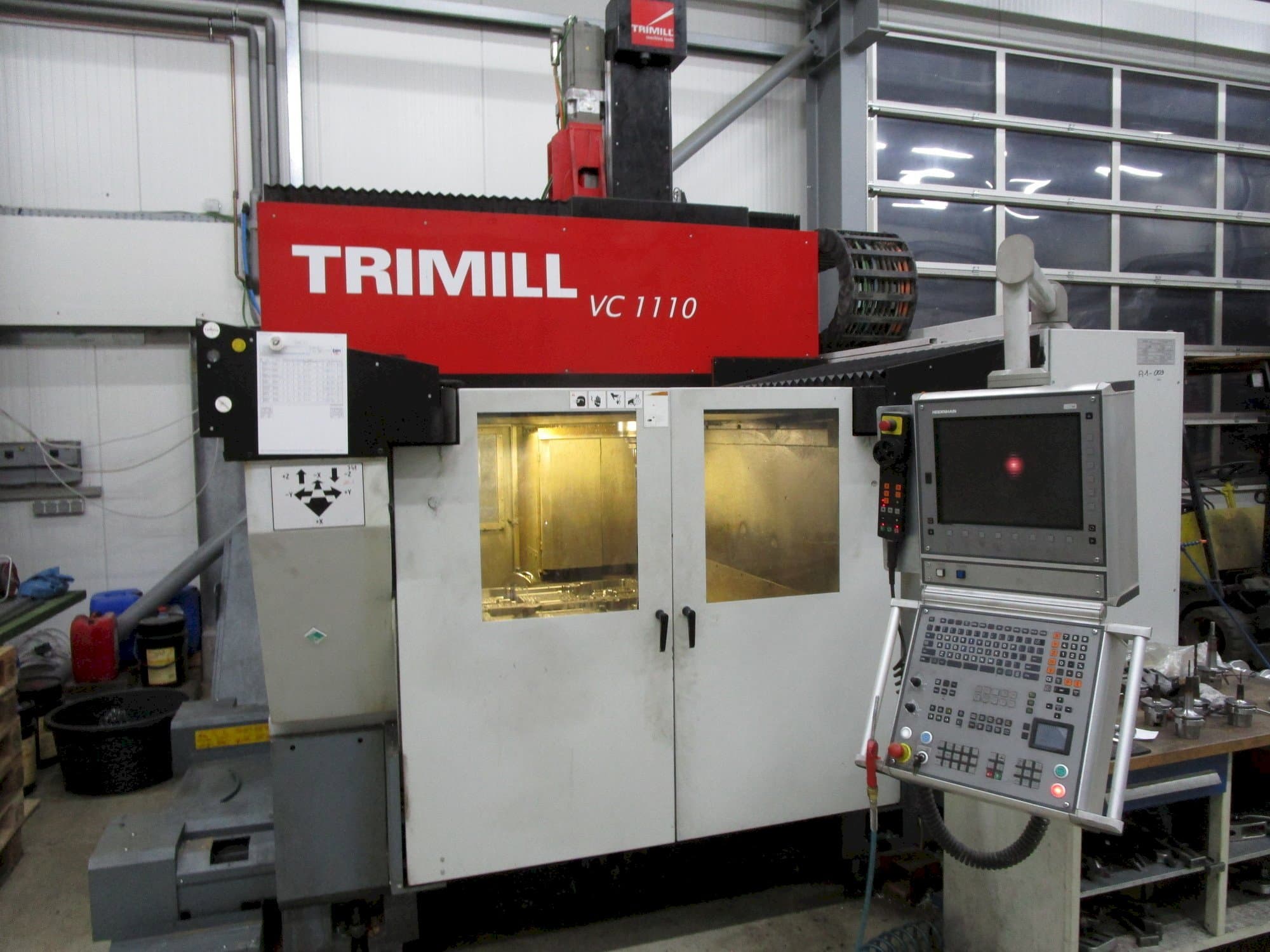 Вид станка TRIMILL VC1110  спереди