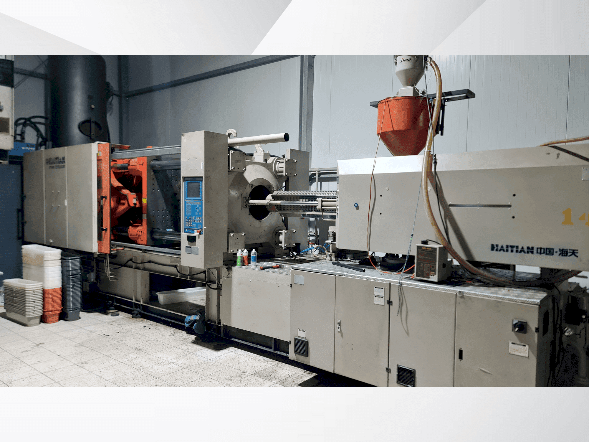 Вид станка HAITIAN 2006  спереди