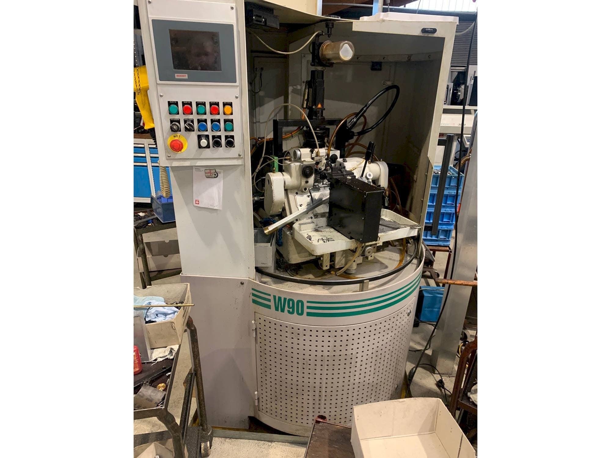 Вид станка Lambert Wahli W 90 CNC  спереди