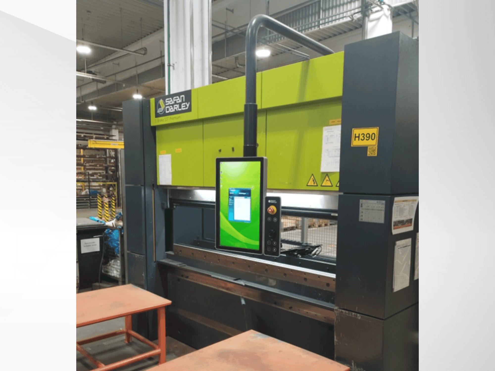 Вид станка Safan SAFAN DARLEY E-BRAKE premium 50-2050  спереди