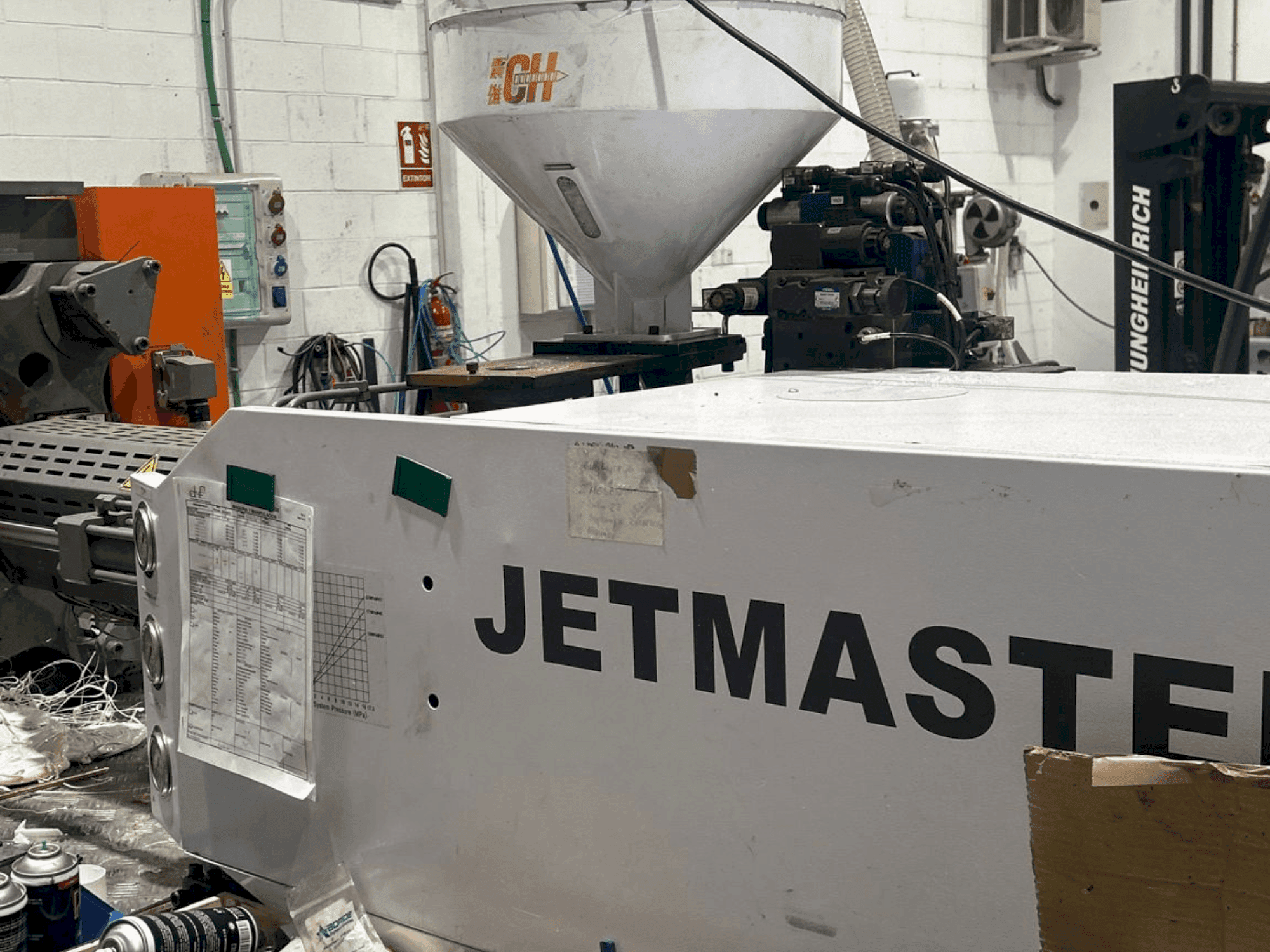 Вид станка CHEN HSONG JM160-MK6e  спереди