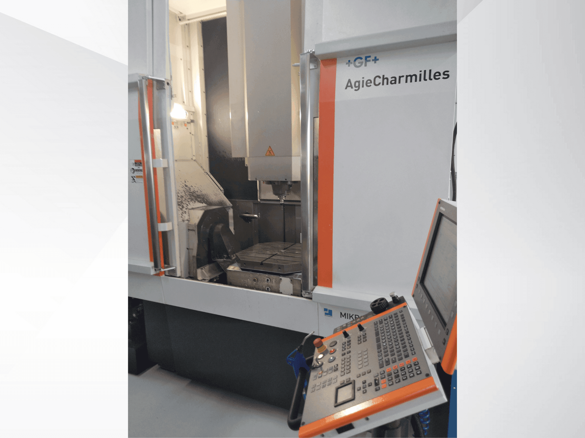 Вид станка MIKRON UCP 800 Duro  спереди