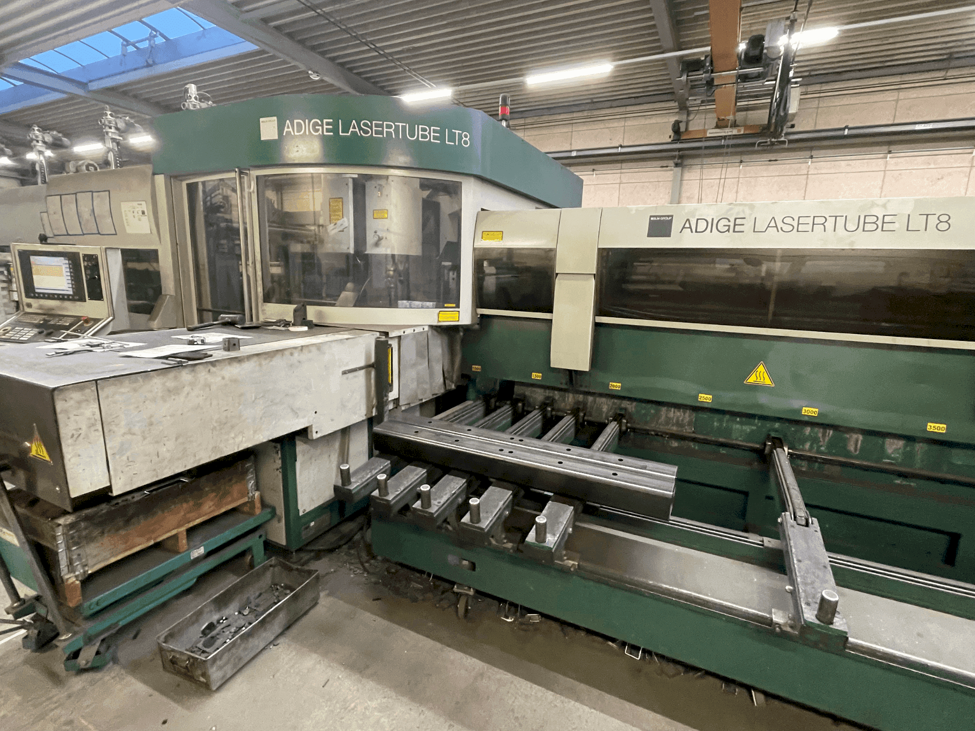 Вид станка BLM Adige LT8  спереди