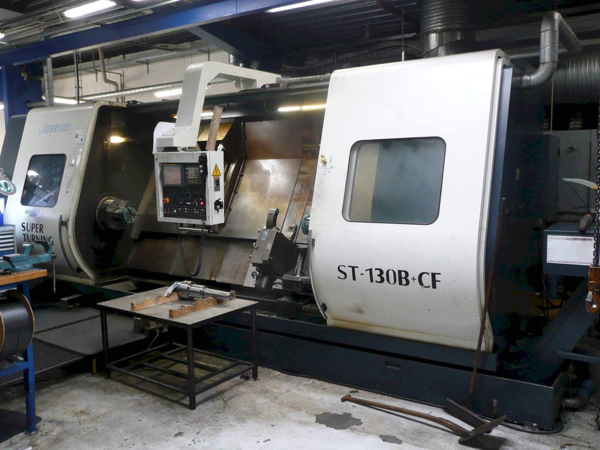 Вид станка Johnford ST-130 B+CF  спереди