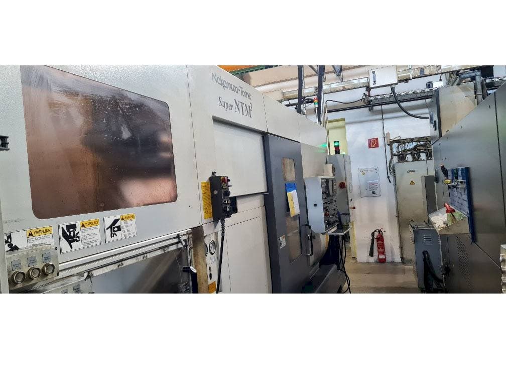 Вид станка NAKAMURA Super NTM³  спереди
