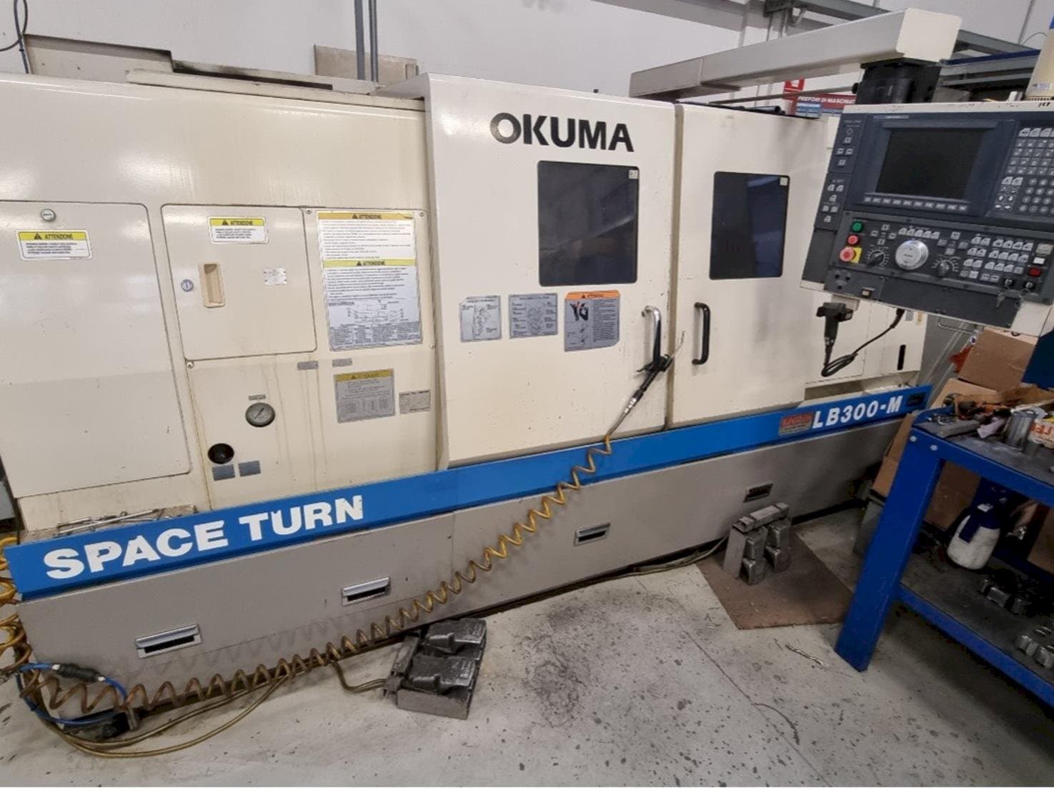 Вид станка Okuma LB 300M  спереди