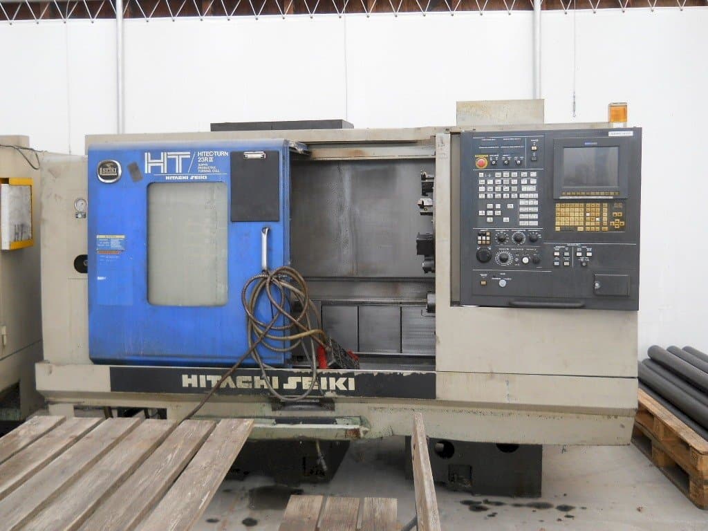 Вид станка HITACHI SEIKI HITEC-TURN 23R III  спереди