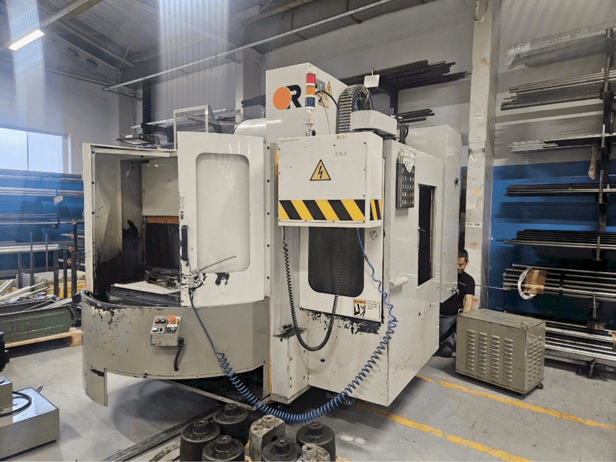 Вид станка Victor Vcenter 70 - APC  спереди