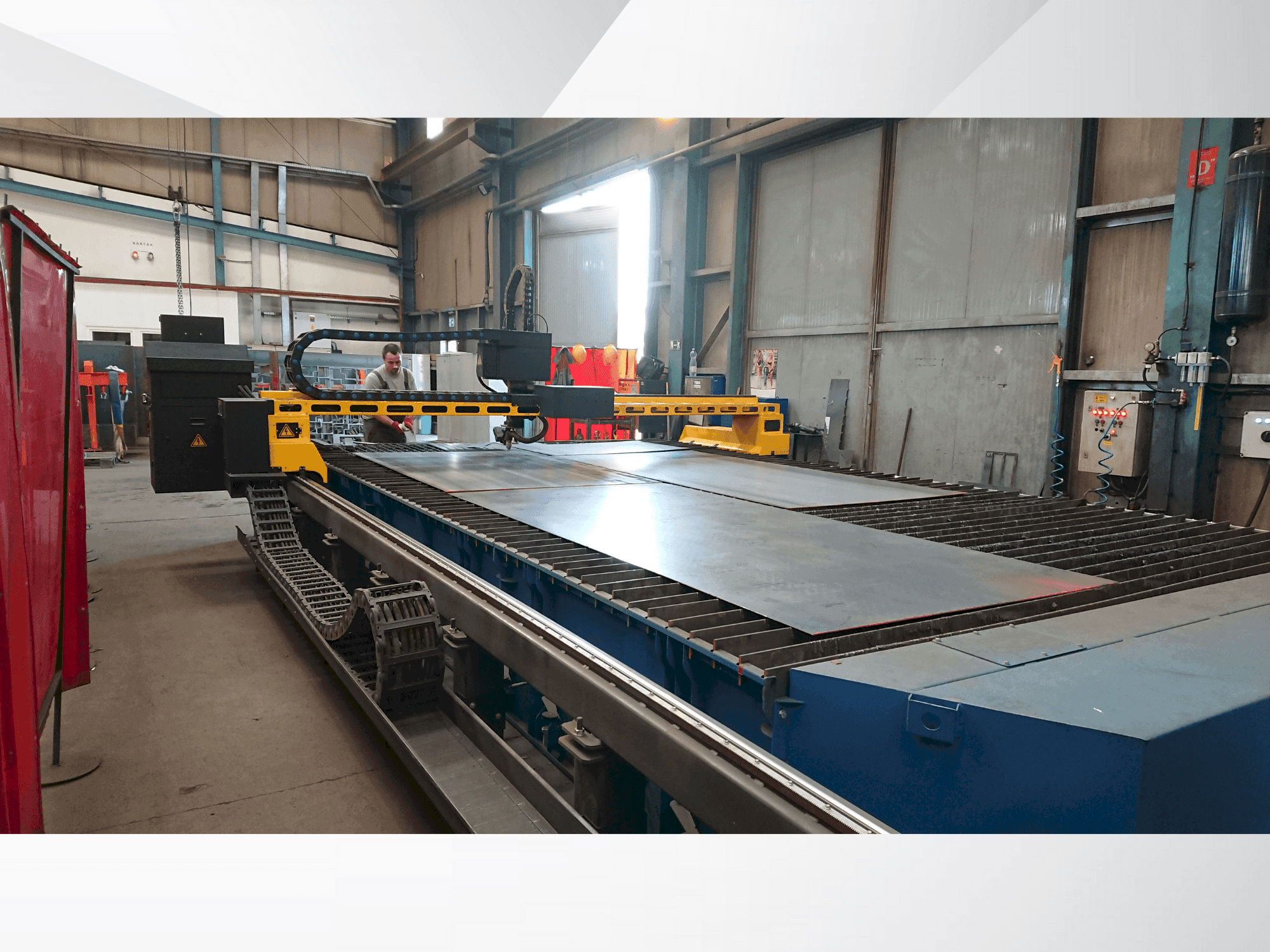 Вид станка AJAN PP 260 A-5T  спереди