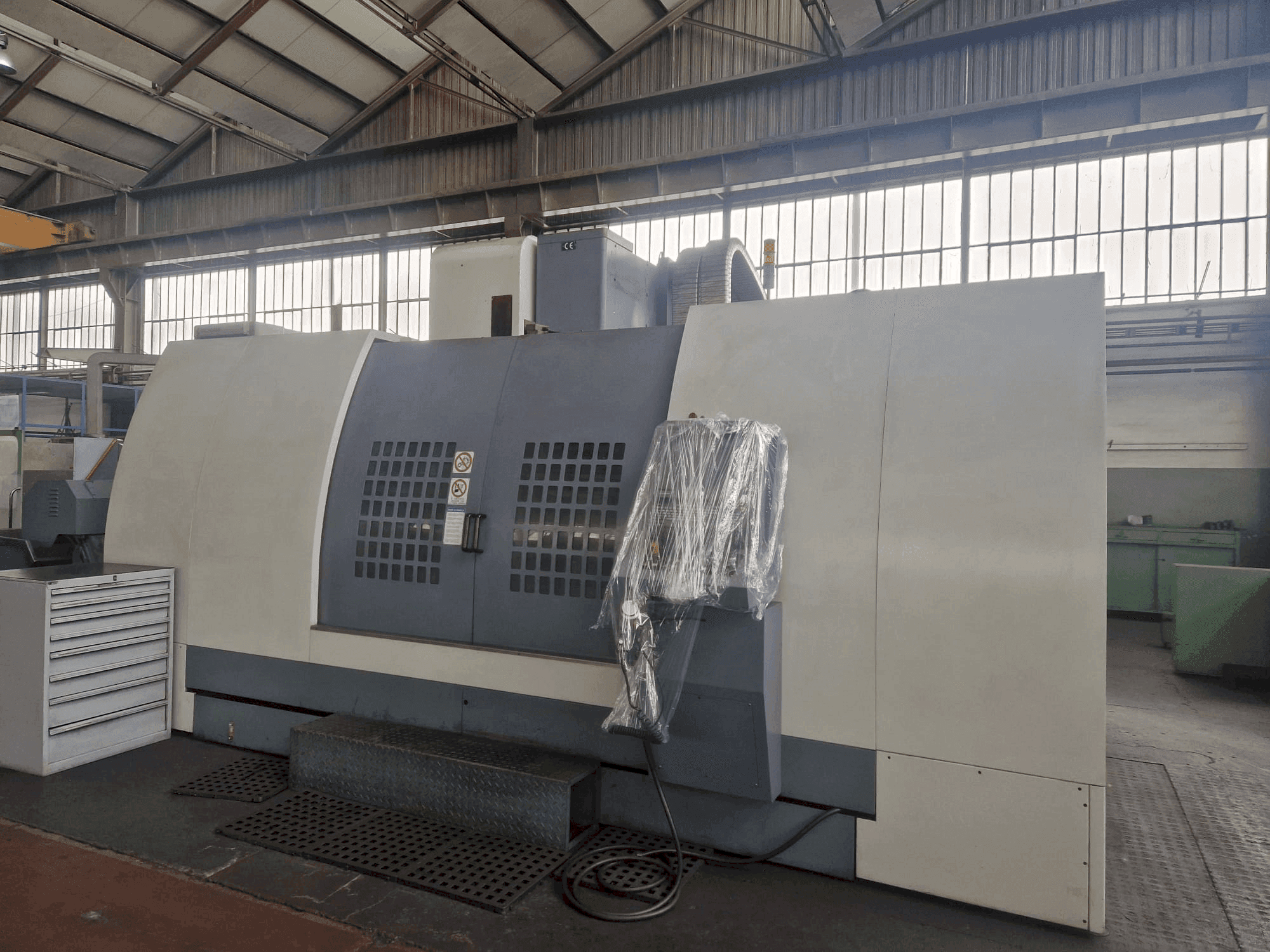 Вид станка VESTA SKV 920 SE  спереди