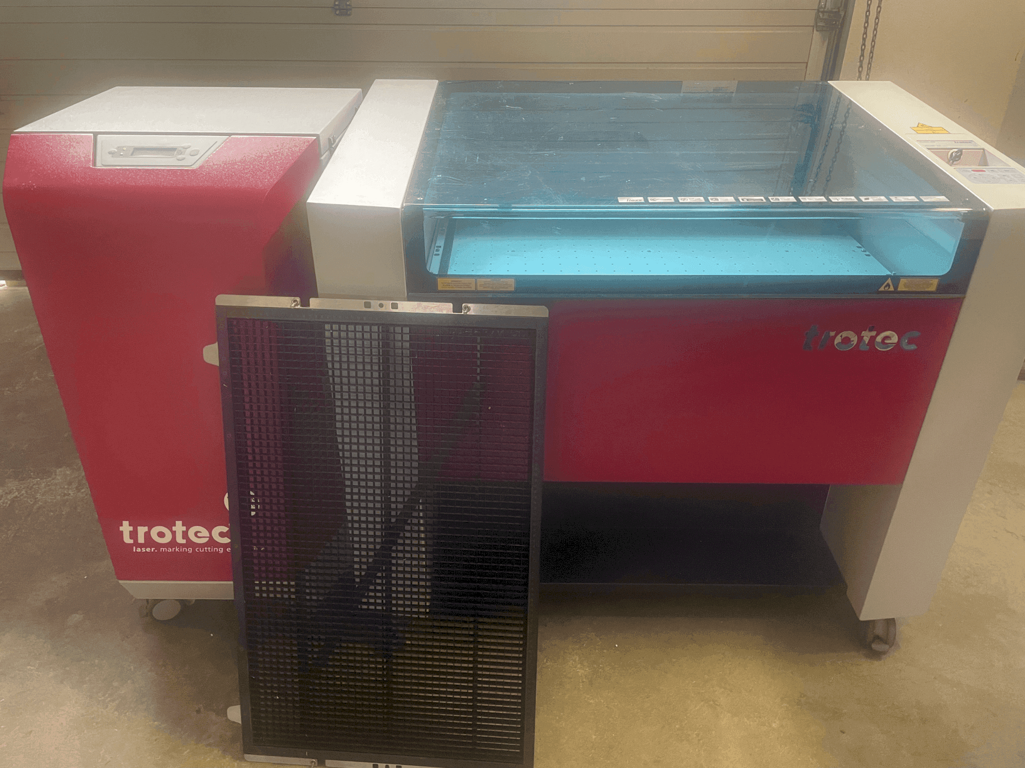 Вид станка Trotec Laser Speedy 360  спереди