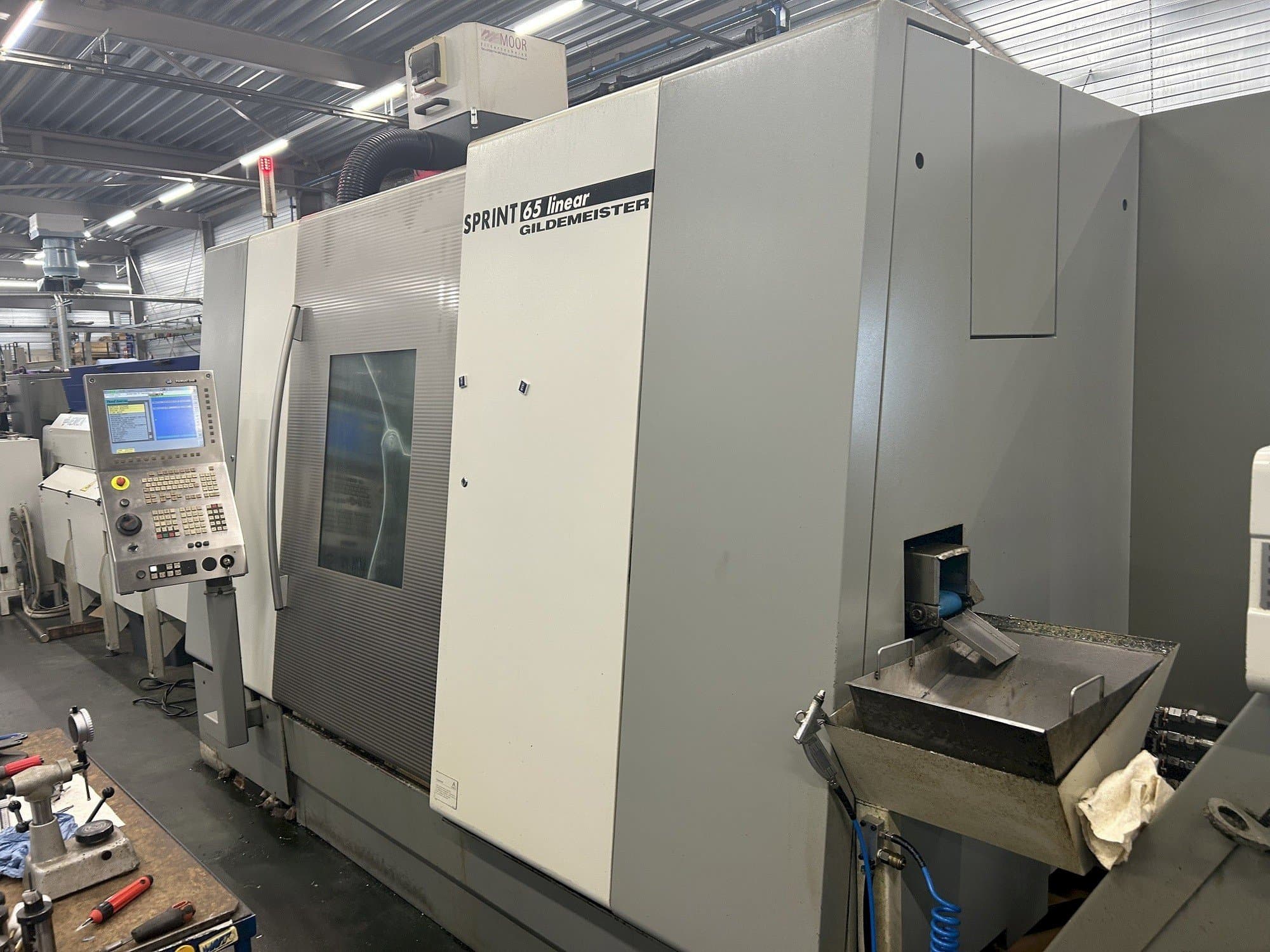 Вид станка Gildemeister Sprint 65 linear  спереди