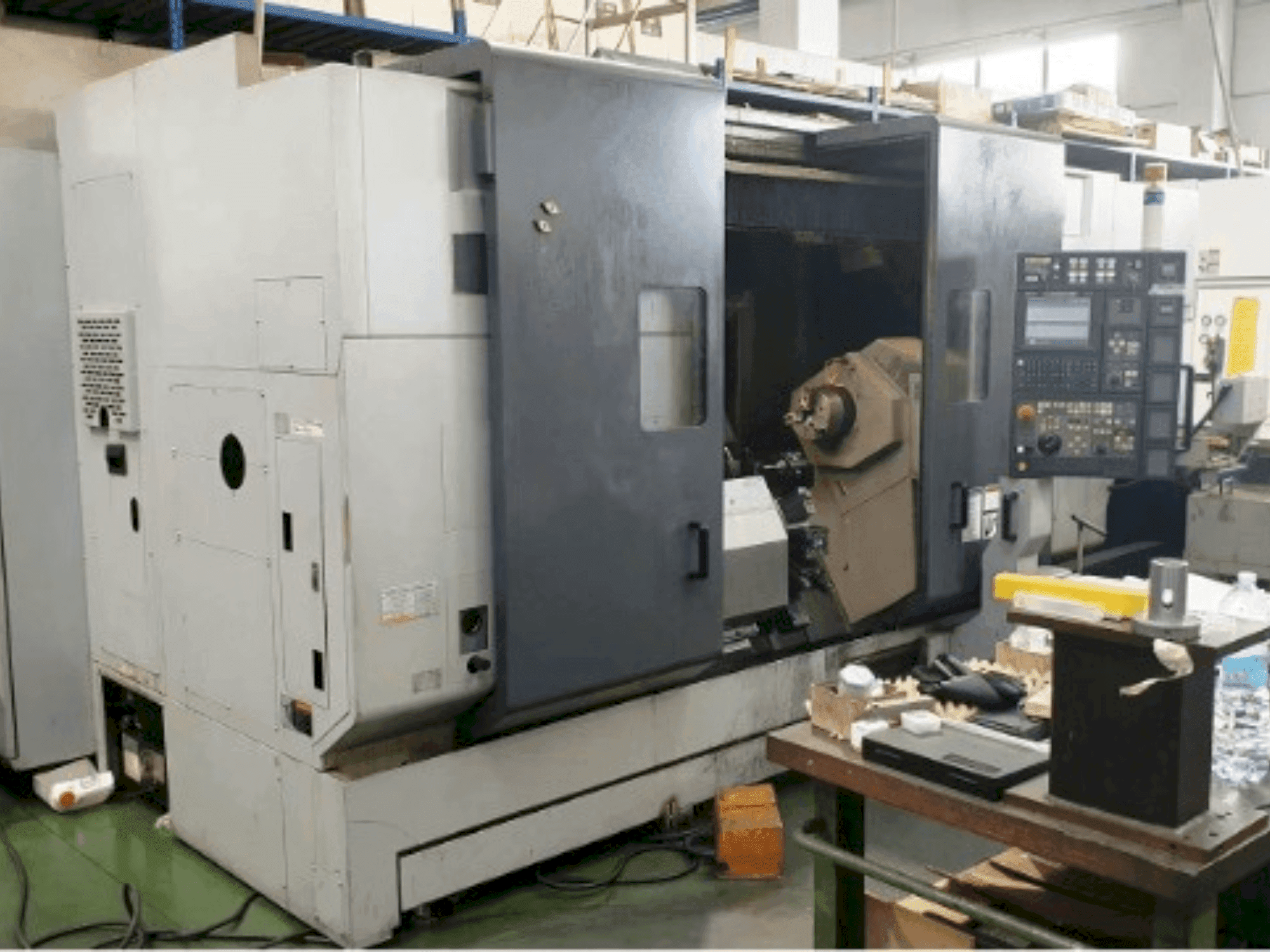 Вид станка MORI SEIKI MT2000 SZ  спереди