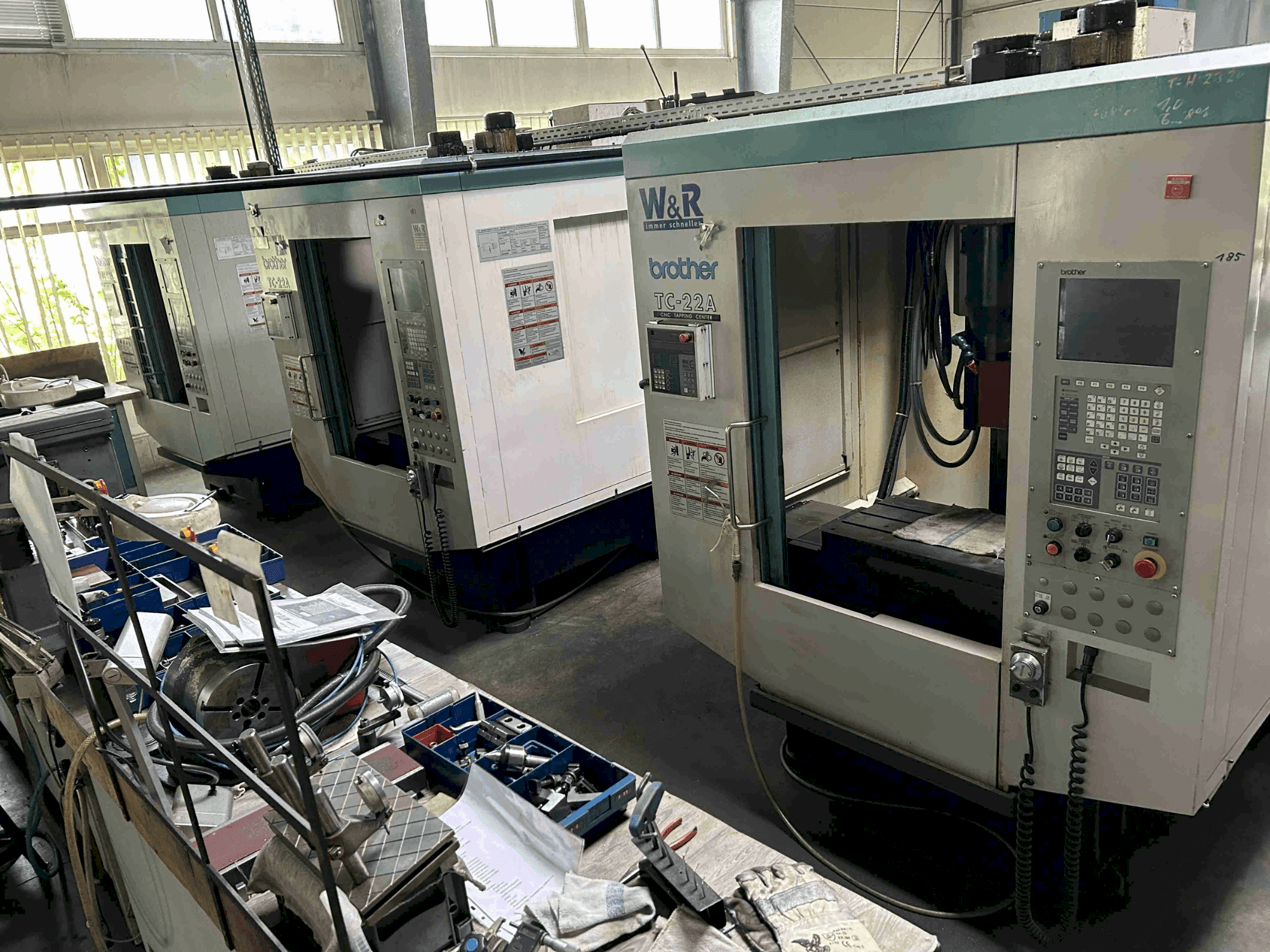 Вид станка Brother TC-22A  спереди