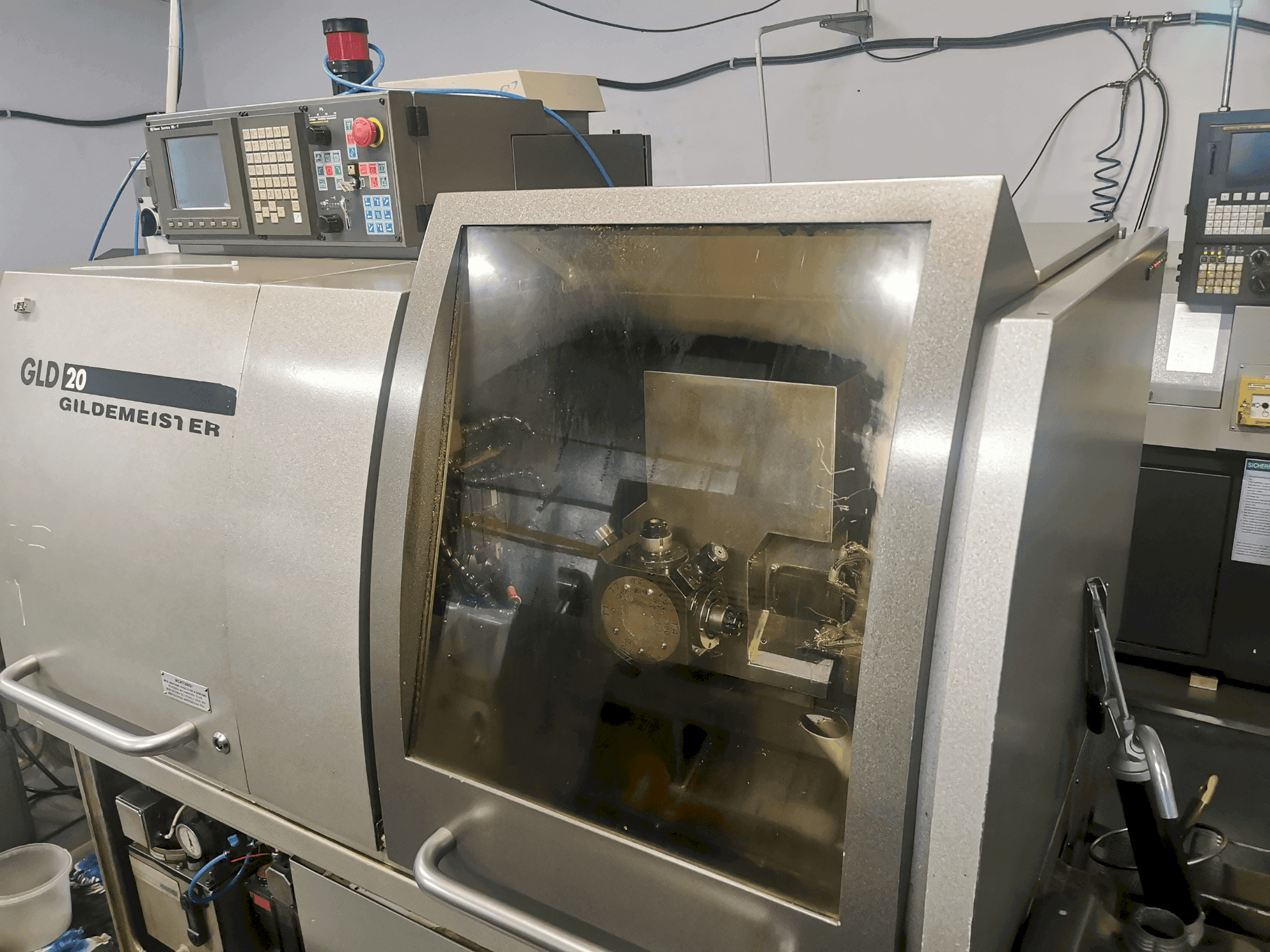 Вид станка Gildemeister GLD 20  спереди