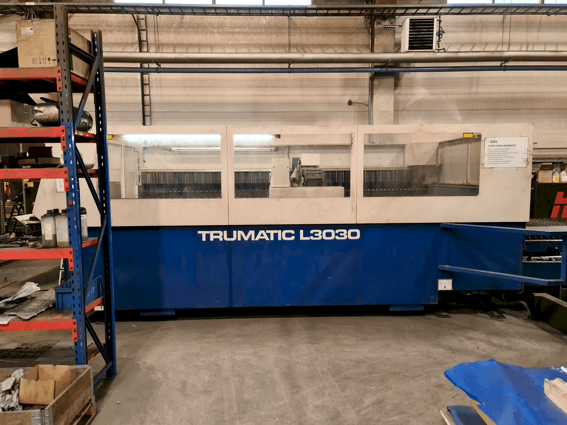 Вид станка Trumpf Trumatic L3030 4kW  спереди