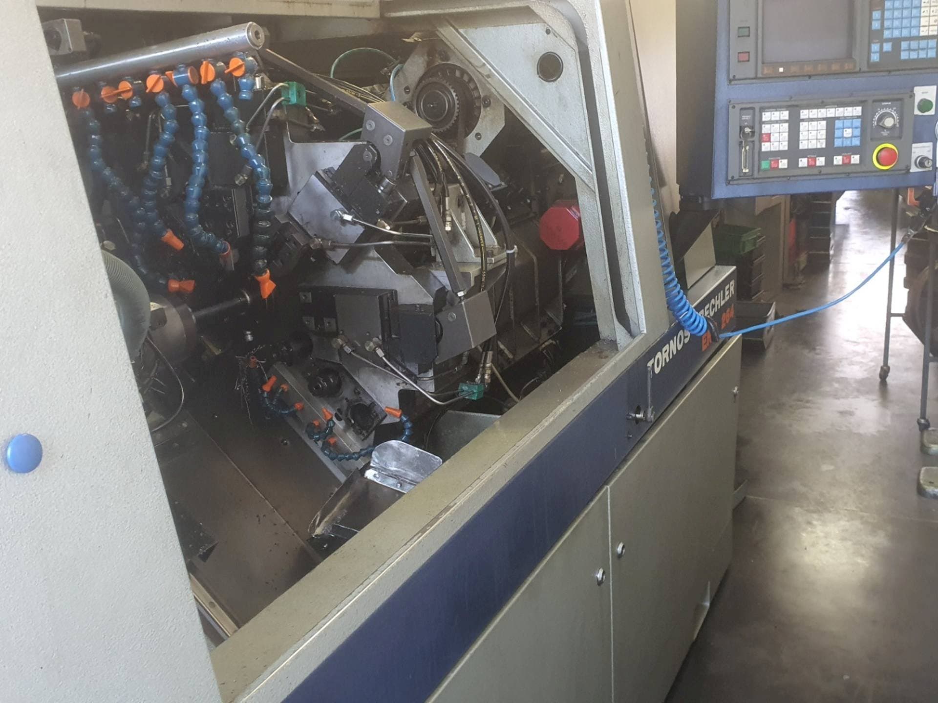 Вид станка Tornos-Bechler ENC 264  спереди