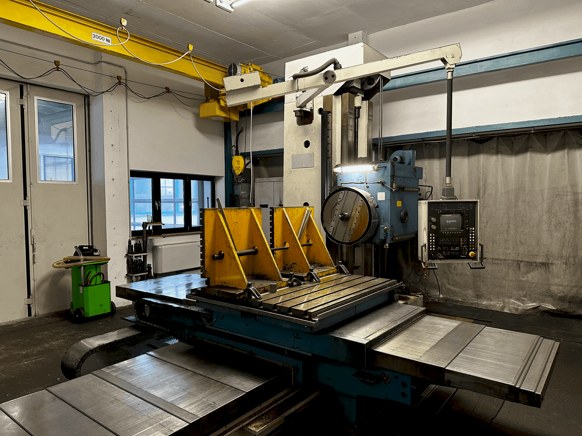 Вид станка UNION BFT 110  спереди