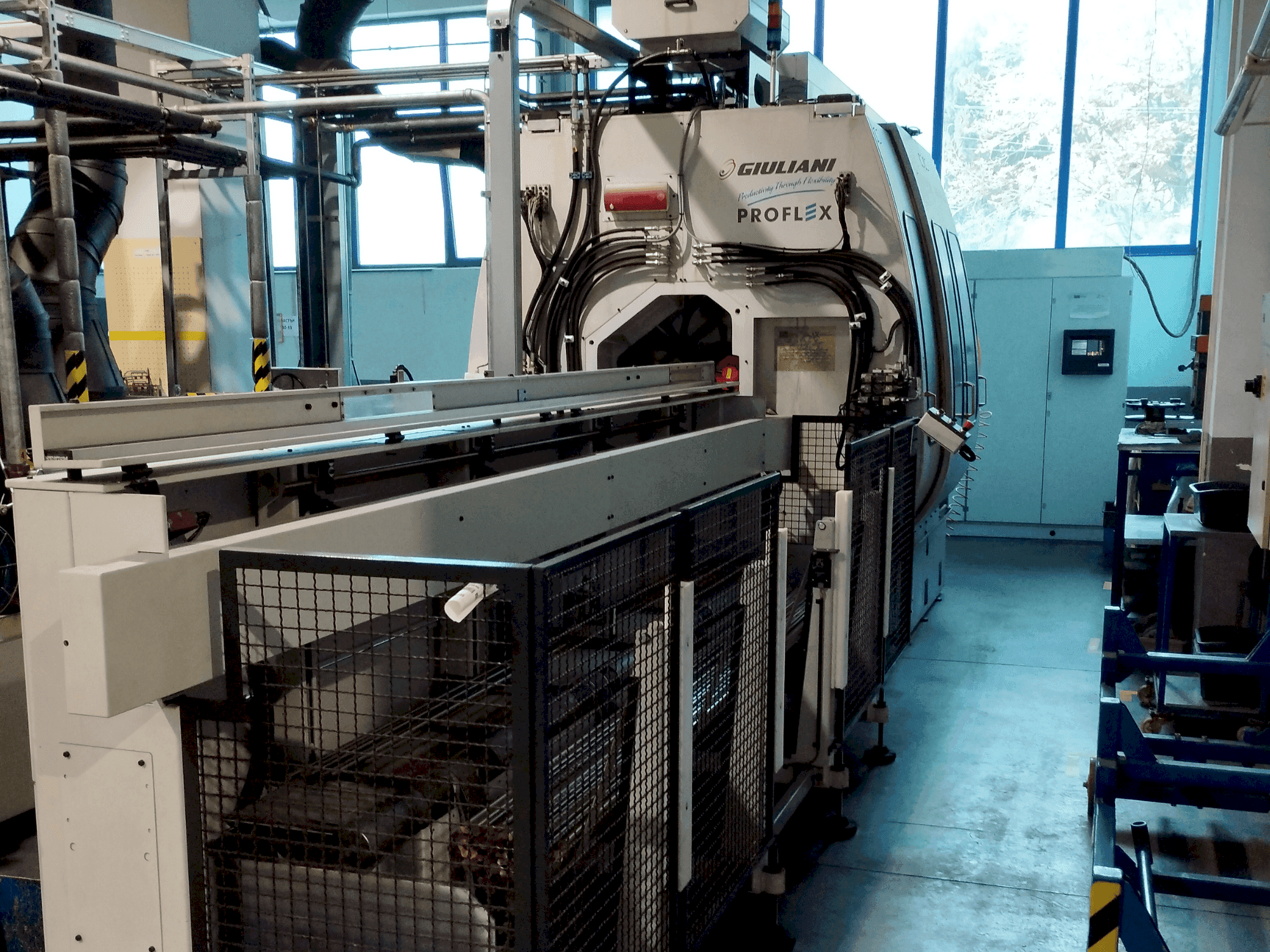 Вид станка GINDUMAC Proflex 5/7  спереди