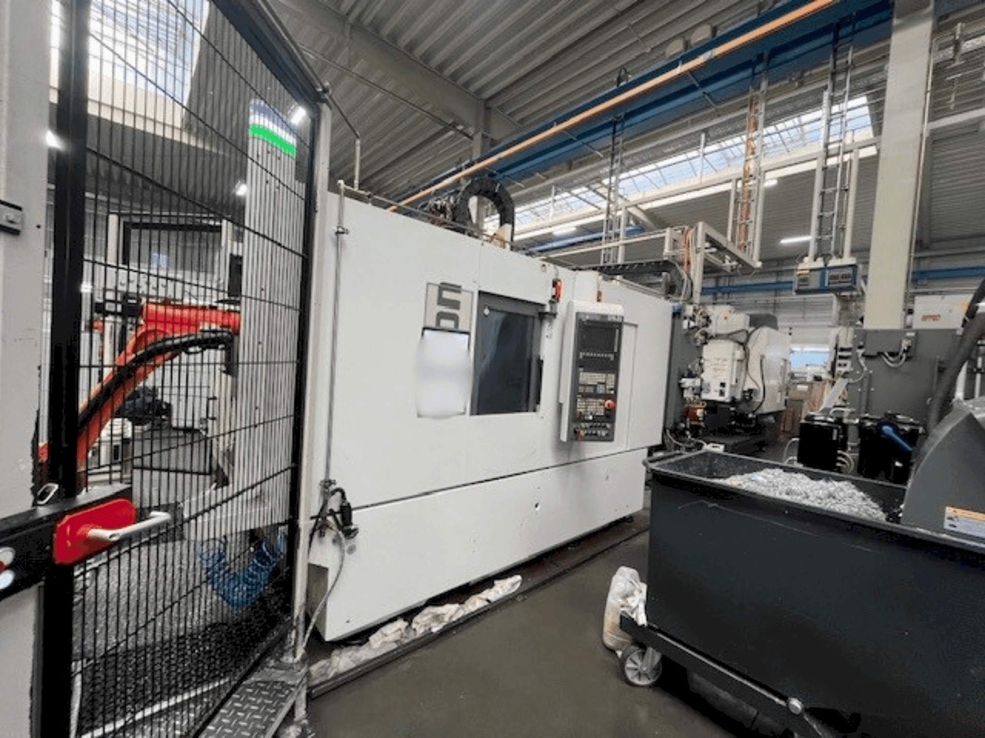 Вид станка CHIRON DZ 15 W  спереди